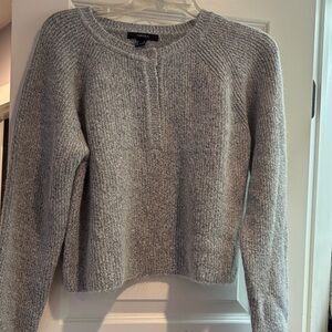 Forever 21 Heather Gray soft Crew Neck Sweater